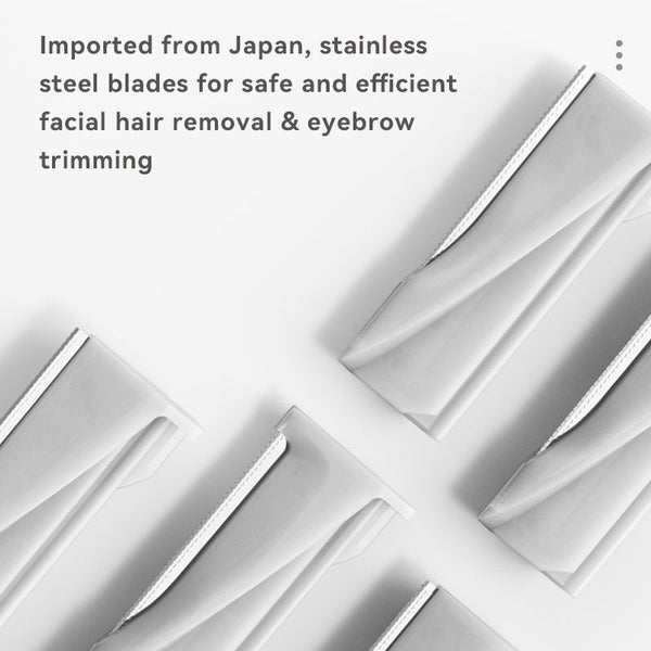 Dermaplaning blade refills fanned out